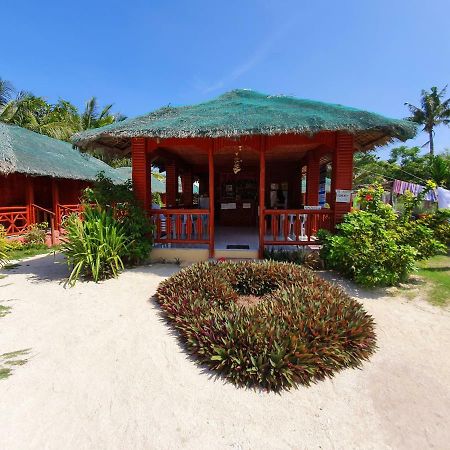 Pareja Tourist Inn マラパスクア島 エクステリア 写真